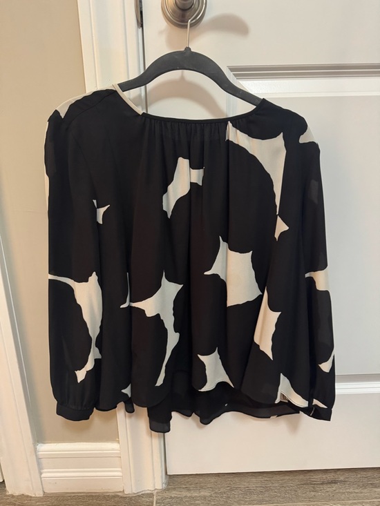 kate spade Tops - Kate spade Black and Cream Printed Women's Blouse